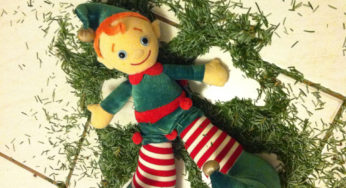 :: 30 Elf on the Shelf Ideas & Counting :: Elf on the Shelf Pranks :: Elf Shelf Ideas :: Elf Shelf Pictures ::