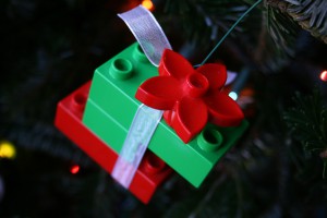 lego CHRISTMAS TREE time!-642