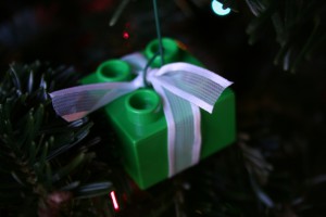 lego CHRISTMAS TREE time!-663